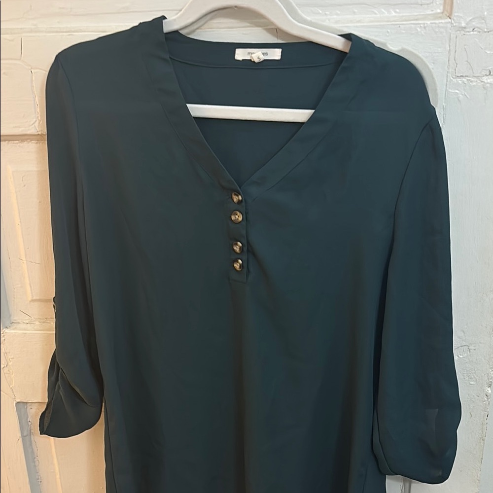 Maurices Green Buttoned Blouse with 3/4 Sleeves